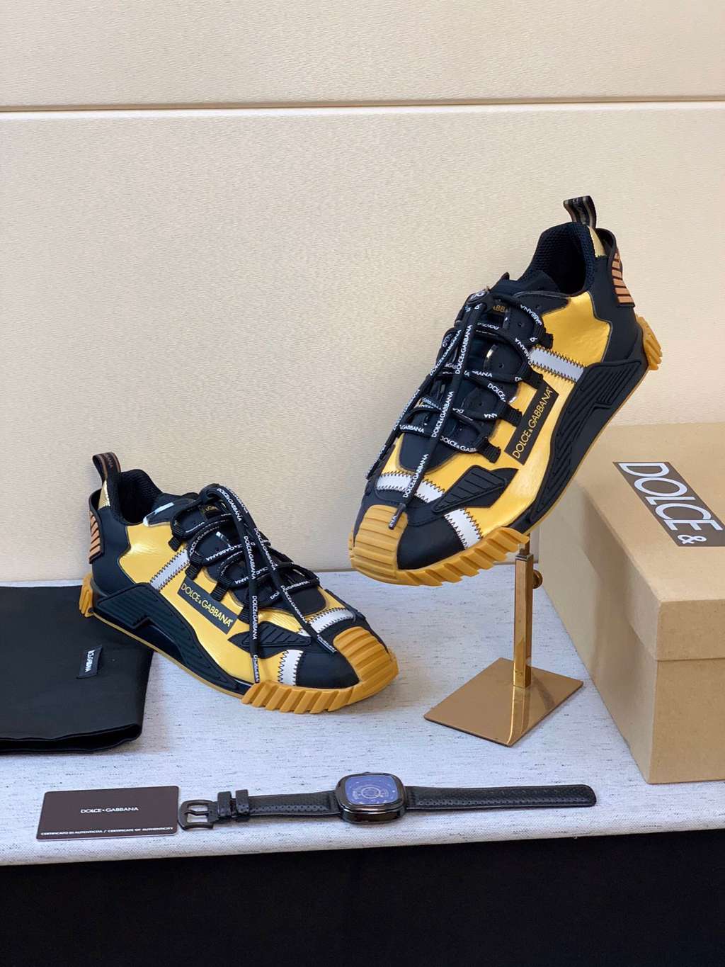 D*G sneaker